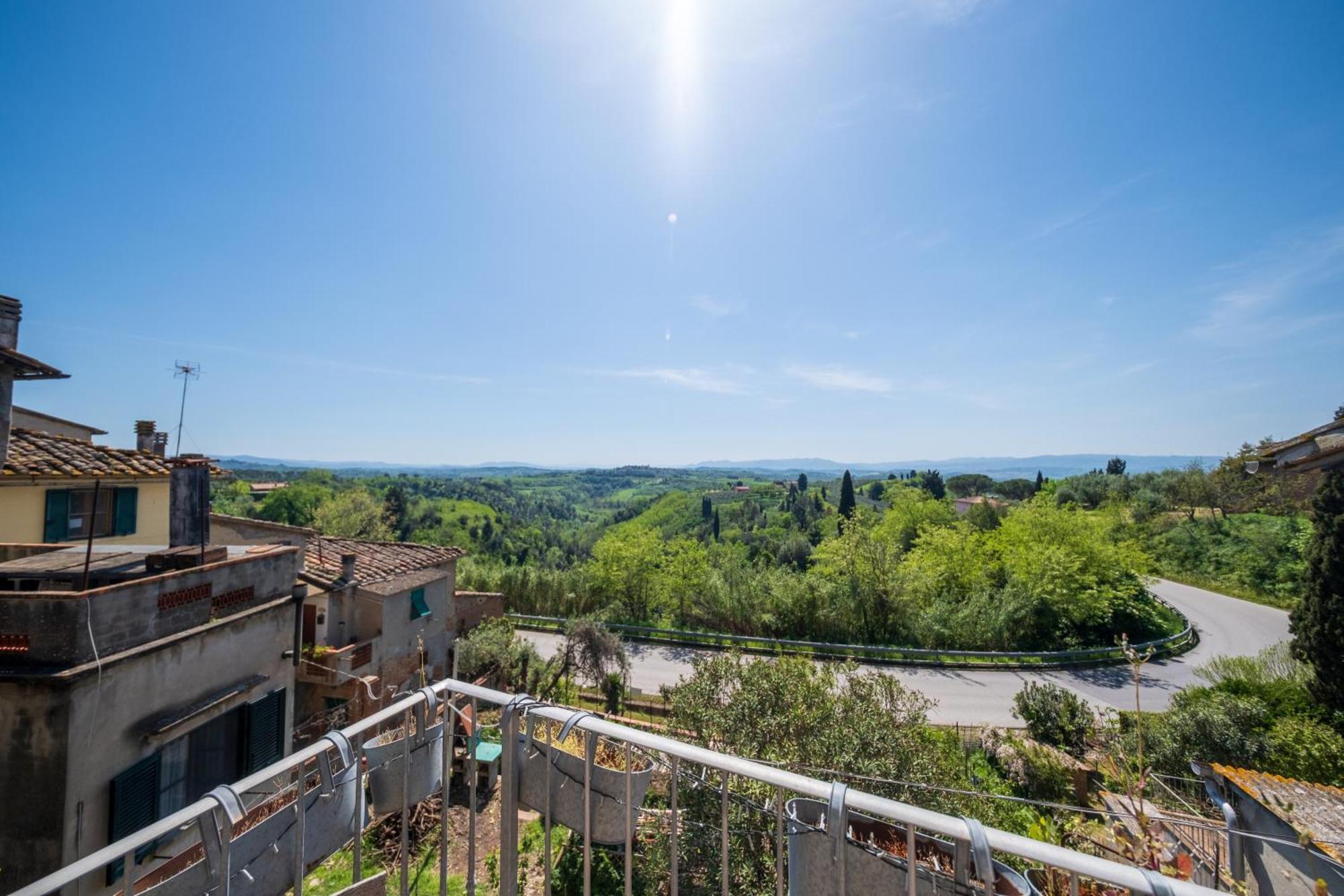 Il Leoncino Hotel Palaia Buitenkant foto
