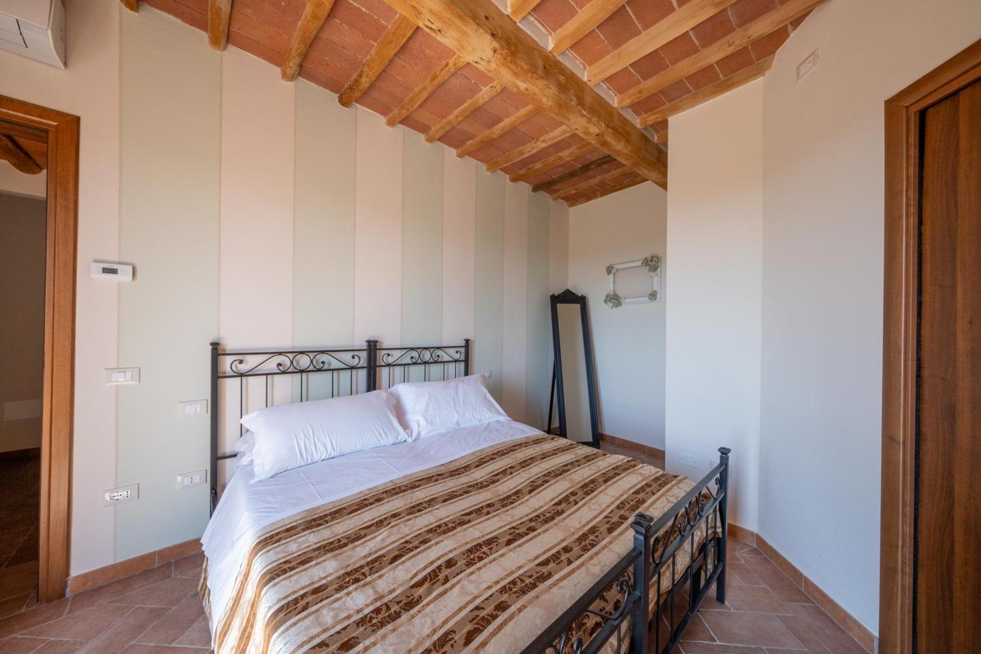 Il Leoncino Hotel Palaia Buitenkant foto
