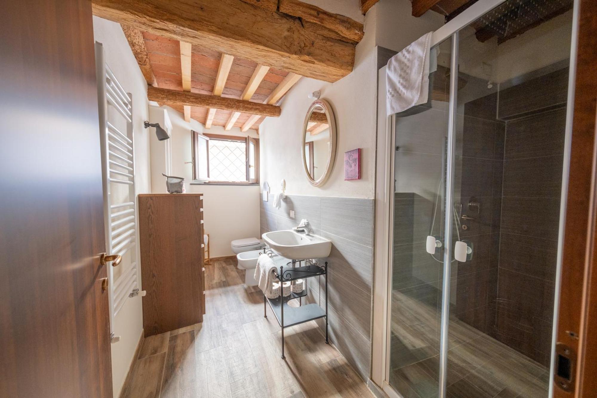 Il Leoncino Hotel Palaia Buitenkant foto