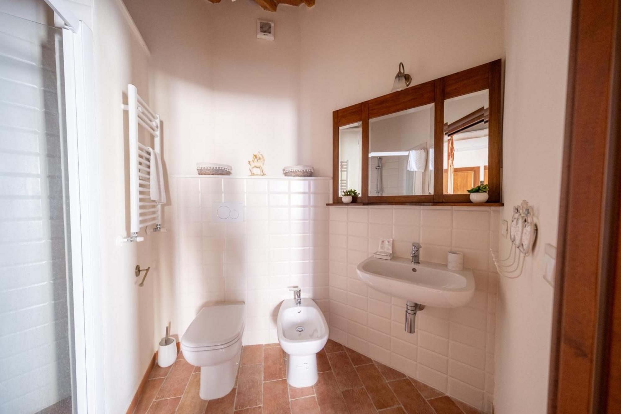 Il Leoncino Hotel Palaia Buitenkant foto