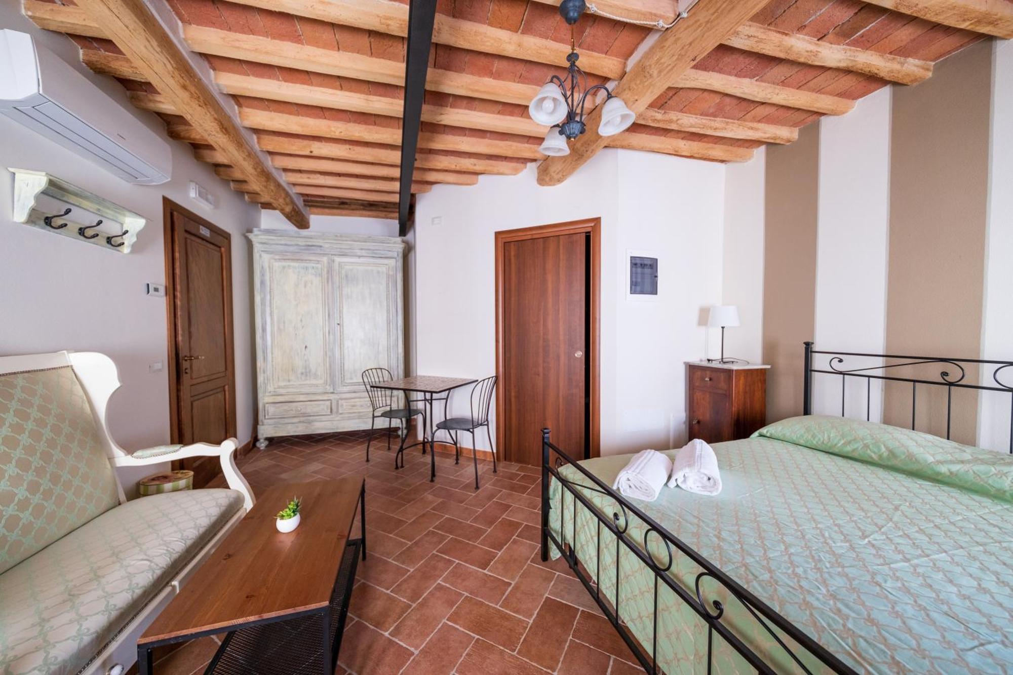 Il Leoncino Hotel Palaia Buitenkant foto