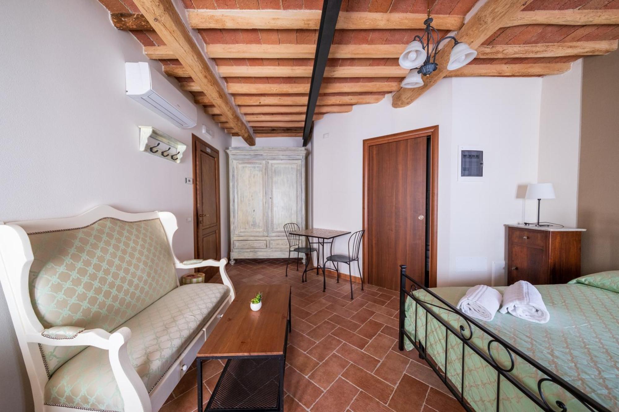 Il Leoncino Hotel Palaia Buitenkant foto